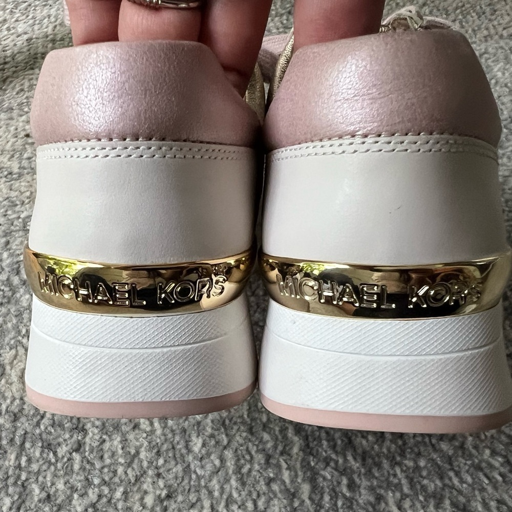 Michael Kors Allie Leather Trainers Pink Gold Metallic size 8 NWOB - Picture 11 of 13